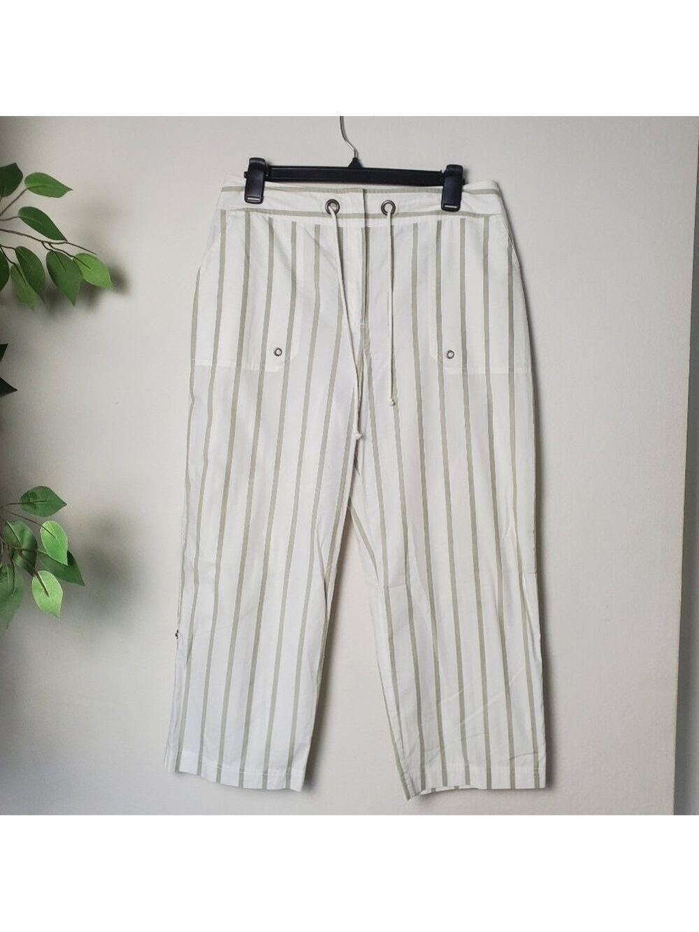 Chicos White Striped Linen Wide Leg Capri Pants US 8